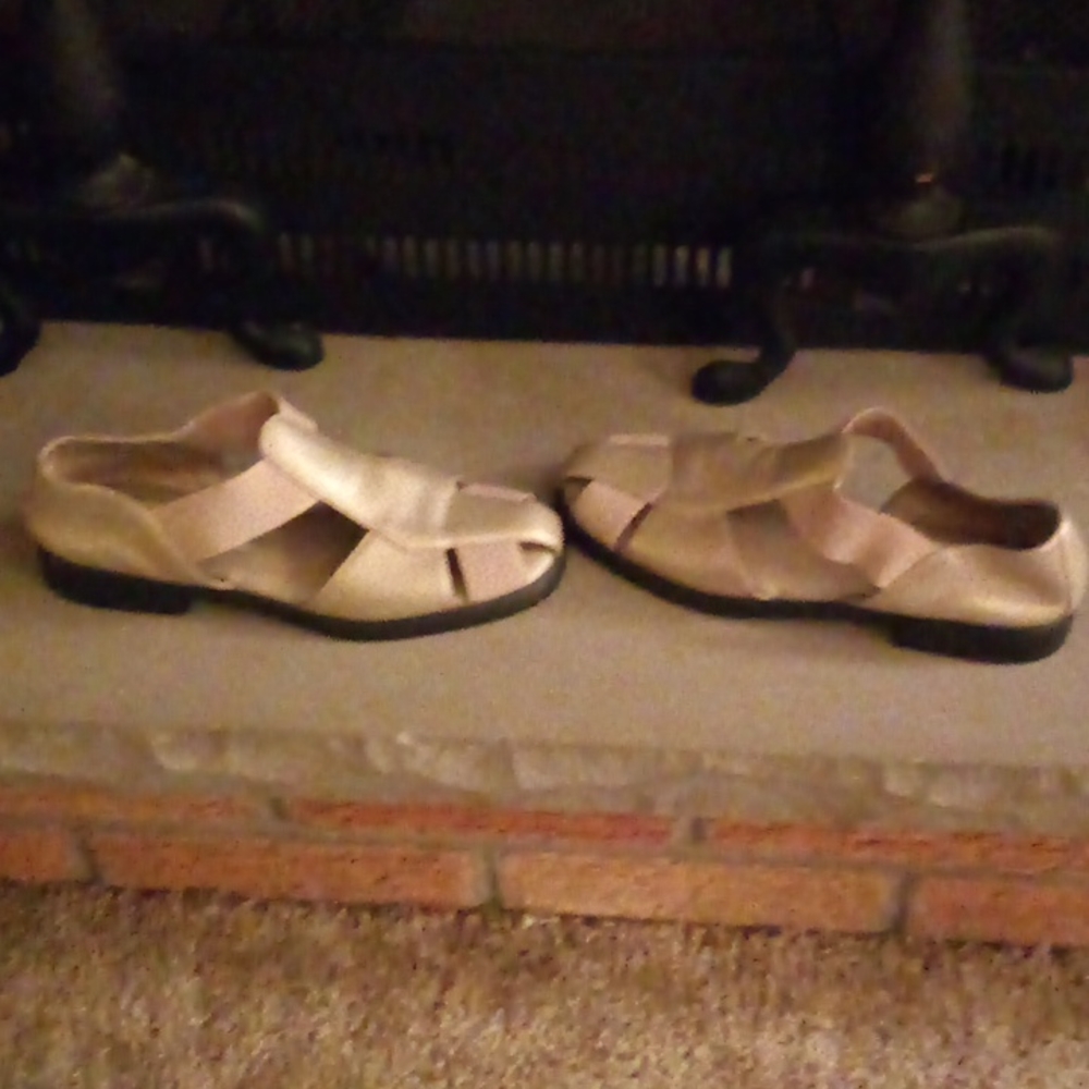 Clark's Active Air Vintage Slide Ons - Picture 4 of 5